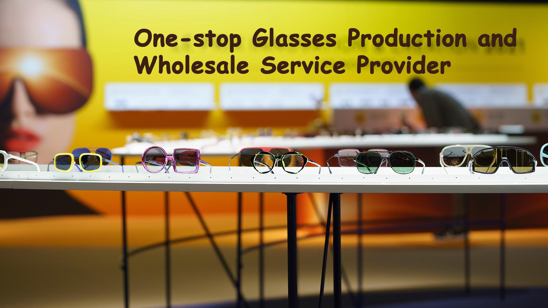 Wholesale eyewear suppliers top